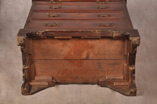 SMALL 18TH CENTURY MAHOGANY CHEST OF DRAWERS - ADDITIONAL PHOTO 9