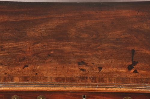 SMALL 18TH CENTURY MAHOGANY CHEST OF DRAWERS - ADDITIONAL PHOTO 13