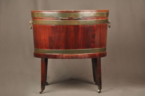 SUPERB 18TH CENTURY MAHOGANY WINE COOLER - ADDITIONAL PHOTO 3
