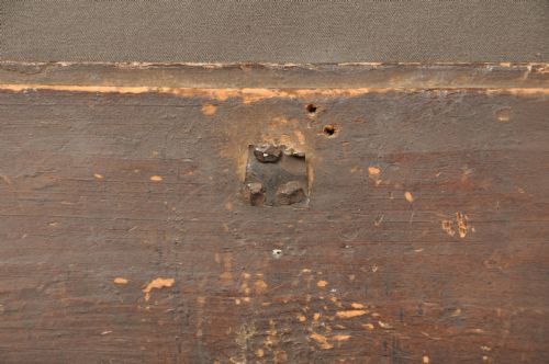 A RARE 17TH CENTURY OLIVE WOOD OYSTER MIRROR - ADDITIONAL PHOTO 6