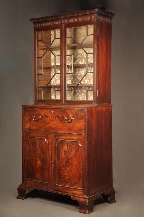 FINE 18TH CENTURY MAHOGANY SECRATAIRE BOOKCASE - ADDITIONAL PHOTO 2