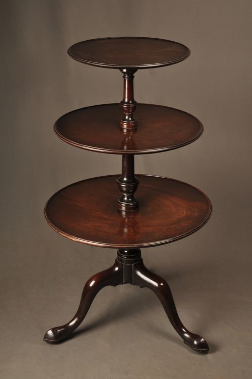 FINE 18TH CENTURY MAHOGANY DUMB WAITER