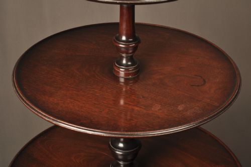 FINE 18TH CENTURY MAHOGANY DUMB WAITER - ADDITIONAL PHOTO 4