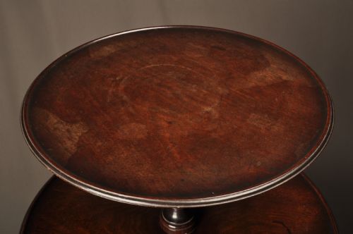 FINE 18TH CENTURY MAHOGANY DUMB WAITER - ADDITIONAL PHOTO 6