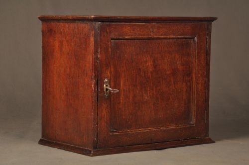 MID 18TH CENTURY OAK SPICE CUPBOARD - ADDITIONAL PHOTO 1