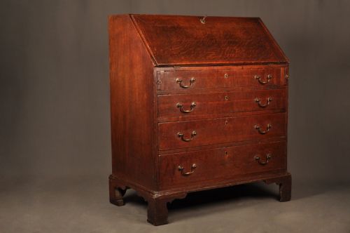 MID 18TH CENTURY OAK BUREAU - ADDITIONAL PHOTO 1