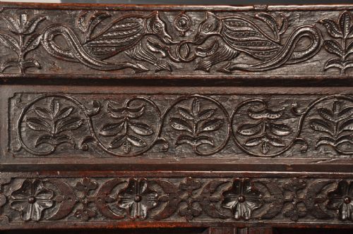 RARE 17TH CENTURY OAK NORTH COUNTRY BOX SETTLE - ADDITIONAL PHOTO 2