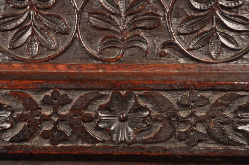 RARE 17TH CENTURY OAK NORTH COUNTRY BOX SETTLE - ADDITIONAL PHOTO 3