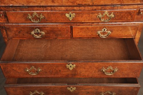 FINE GEORGE I BURR WALNUT BUREAU BOOKCASE - ADDITIONAL PHOTO 4