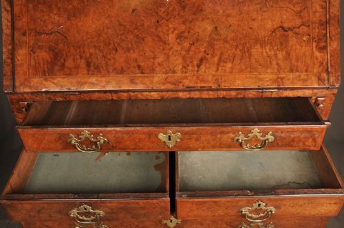 FINE GEORGE I BURR WALNUT BUREAU BOOKCASE - ADDITIONAL PHOTO 6