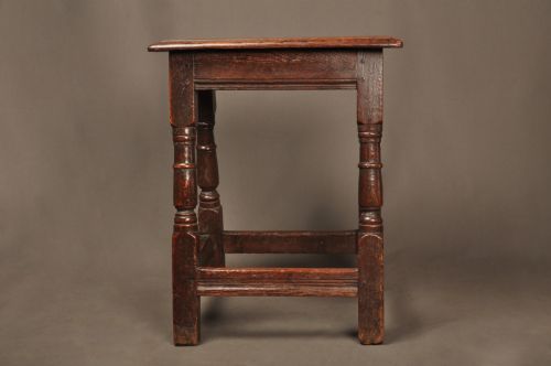 A SUPERB MID 18TH CENTURY OAK JOINT STOOL