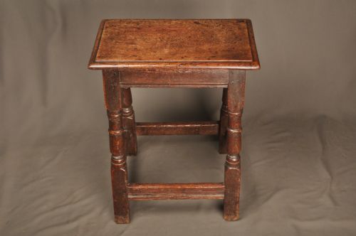 A SUPERB MID 18TH CENTURY OAK JOINT STOOL - ADDITIONAL PHOTO 1