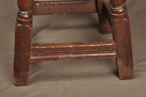 A SUPERB MID 18TH CENTURY OAK JOINT STOOL - ADDITIONAL PHOTO 8