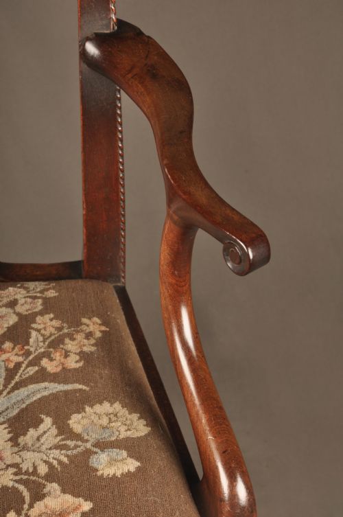 SUPERB 18TH CENTURY MAHOGANY CHIPPENDALE ARMCHAIR - ADDITIONAL PHOTO 8
