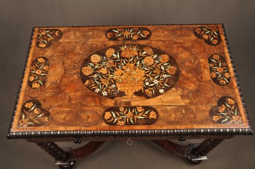 AN EXCEPTIONAL MARQUETRY CENTRE TABLE - ADDITIONAL PHOTO 5