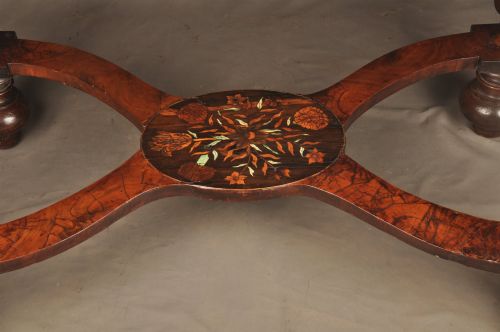 AN EXCEPTIONAL MARQUETRY CENTRE TABLE - ADDITIONAL PHOTO 10