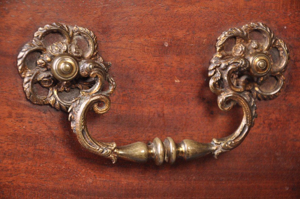 Fine 18th Century Mahogany Chest of Drawers View IV