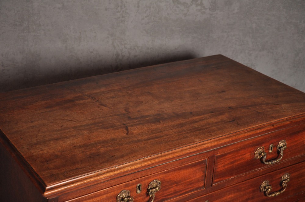 Fine 18th Century Mahogany Chest of Drawers View V