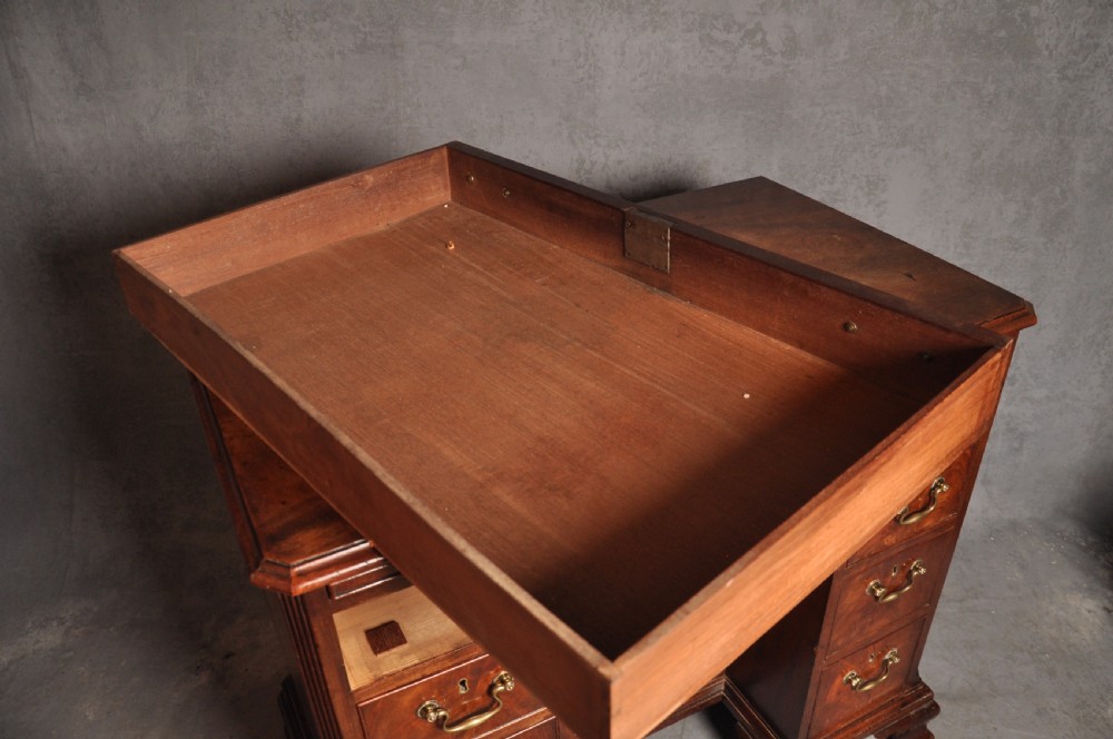 18th Century Chippendale Mahogany Kneehole Desk View XIII