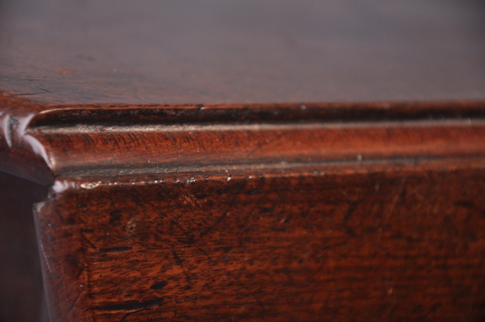 Early 18th Century Mahogany Drop Leaf Dining Table View VII