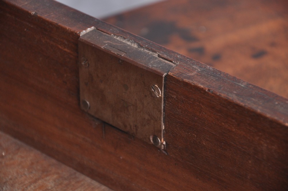 Fine 18th Century Red Walnut Chest Of Drawers View IX