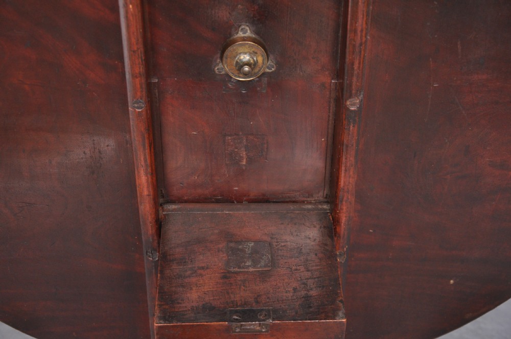 Fine 18th Century Tripod Table  View VII