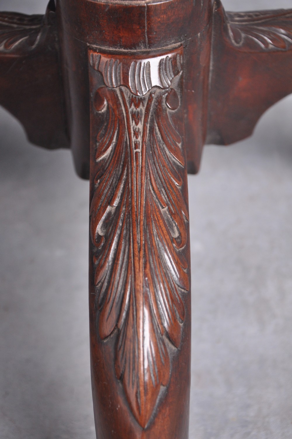 Fine 18th Century Tripod Table  View VIII