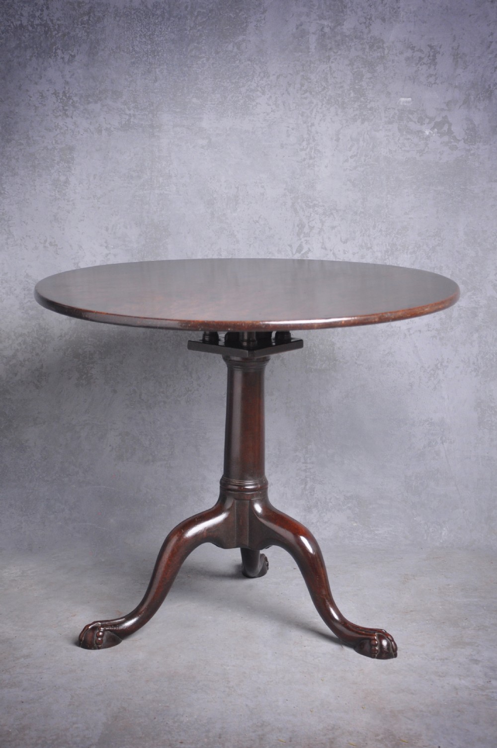 Mid 18th Century Mahogany tripod View II