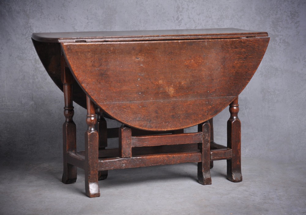 17th Century Oak Gateleg  Table
