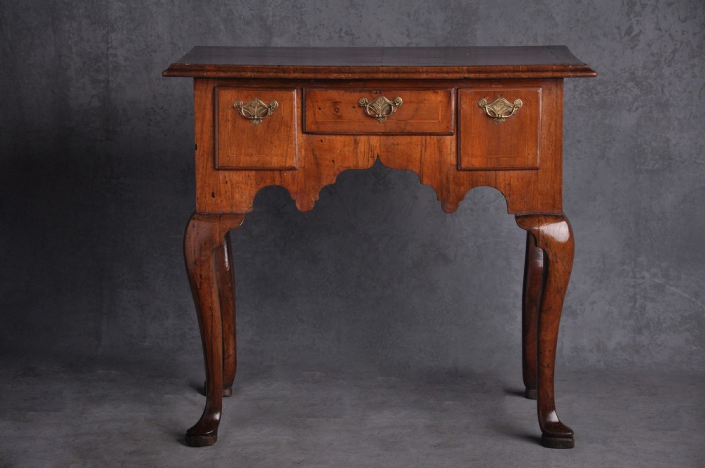 Fine Queen Ann Walnut Lowboy 