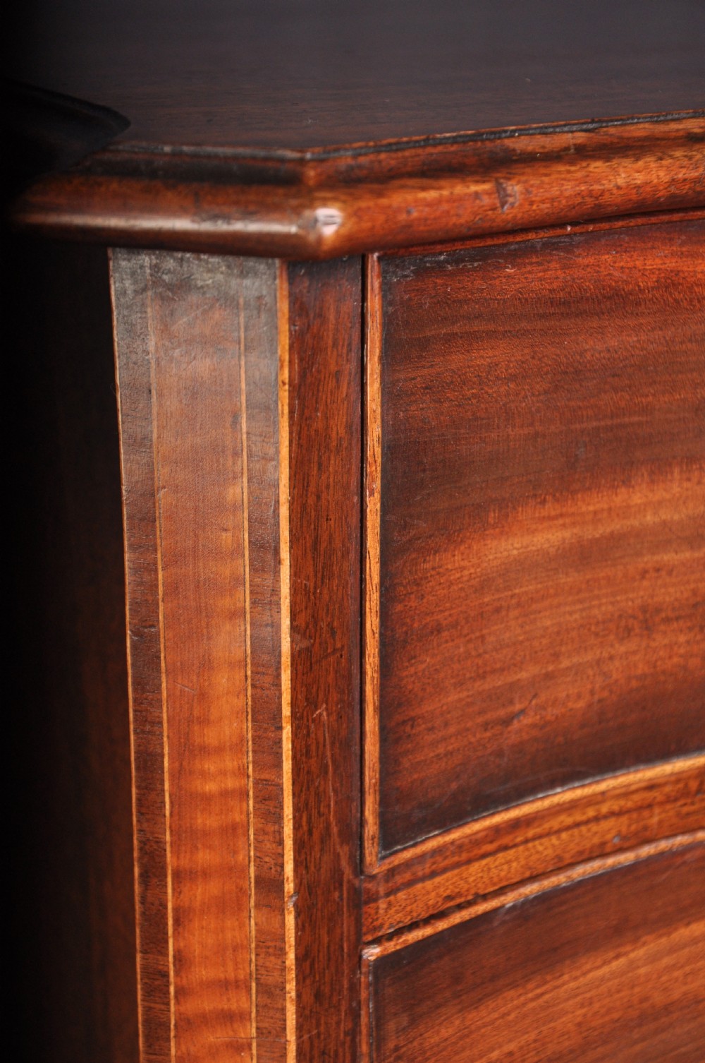 Late 18th Century Mahogany Serpentine Chest View III
