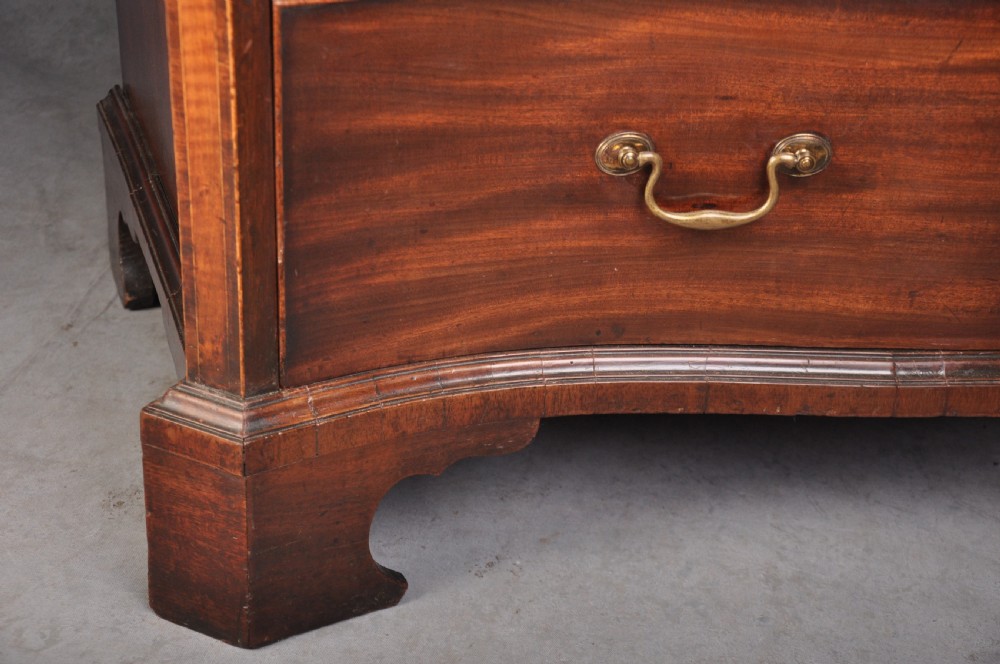 Late 18th Century Mahogany Serpentine Chest View IV