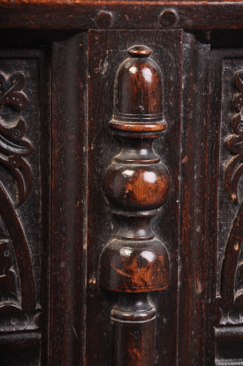 17th Century Oak Coffer View IX