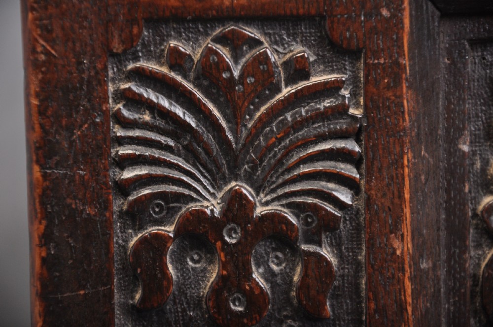 17th Century Oak Coffer View XIV