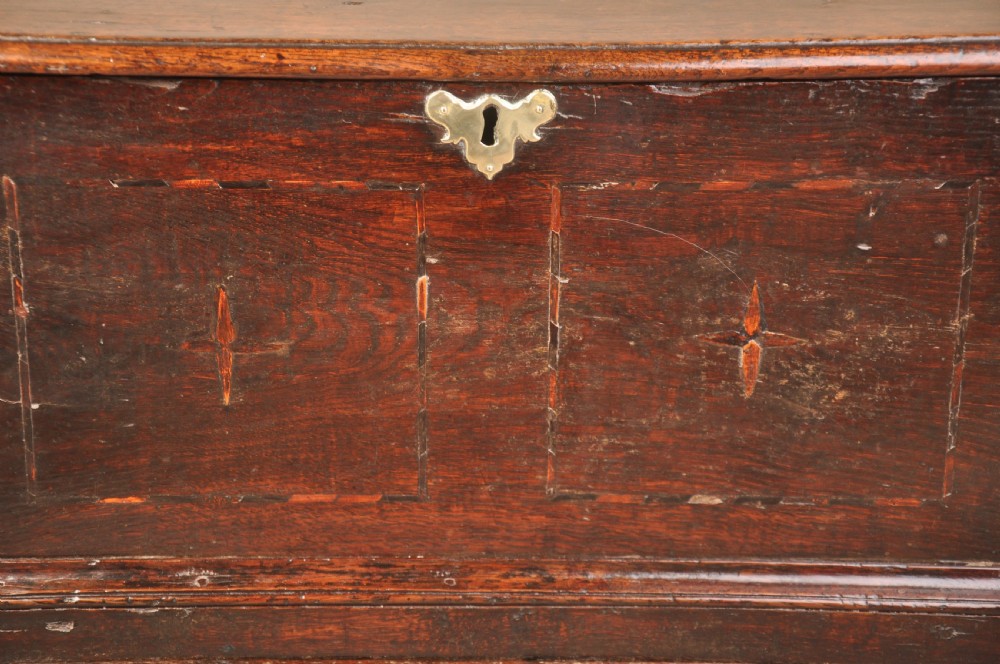 Early 18th Century Welsh Oak Coffer Bach View III