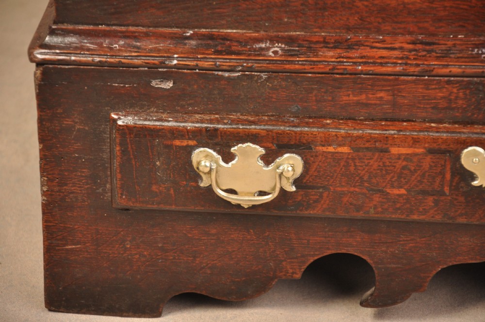 Early 18th Century Welsh Oak Coffer Bach View V