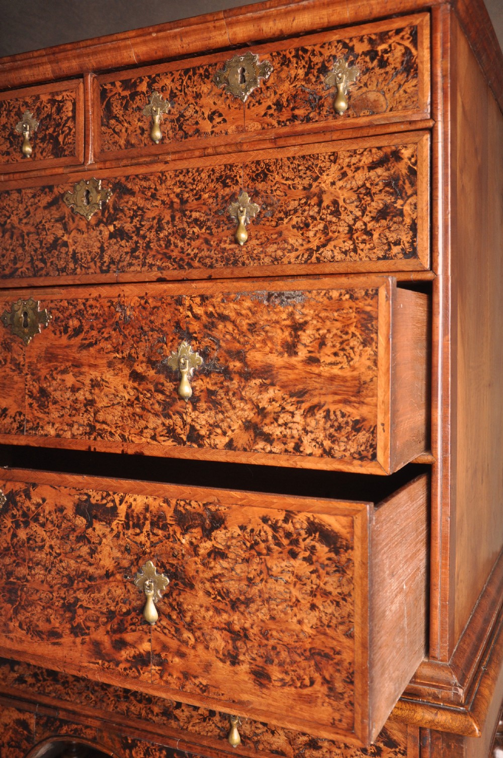 17th Century Mulberry Chest On Stand View VIII