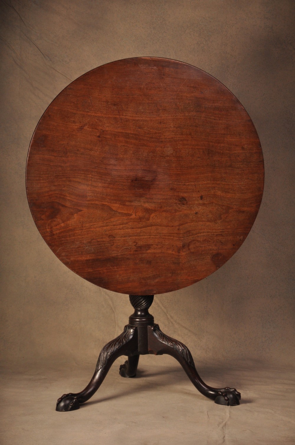 Fine 18th Century Mahogany Chippendale Tripod Table