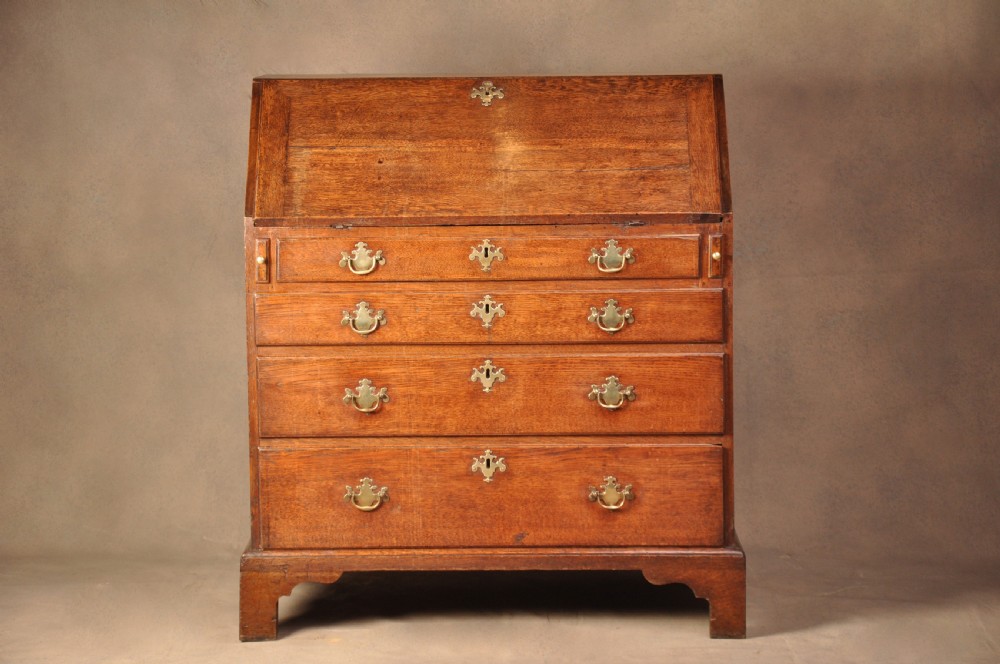 Early 18th Century Oak Bureau