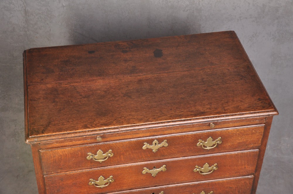 Small Early 18th Century Oak Chest Of Drawers  View III