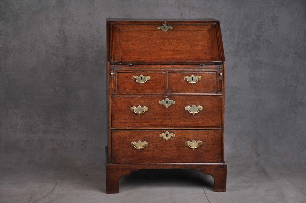 Small Early 18th Century Oak Bureau View XIII
