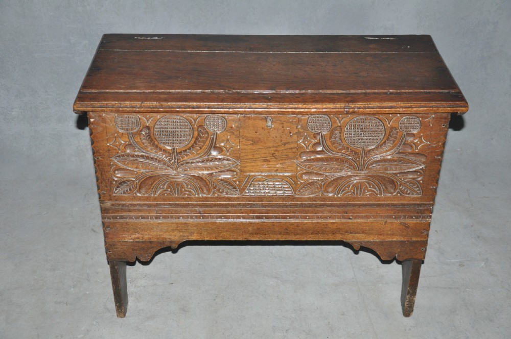 Small 17th Century Plank Coffer View IV