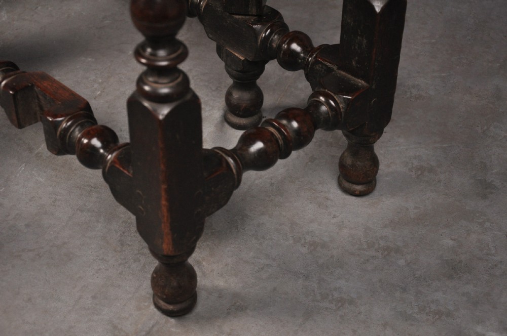 Rare Small 17th Century Walnut Gateleg Table View VI