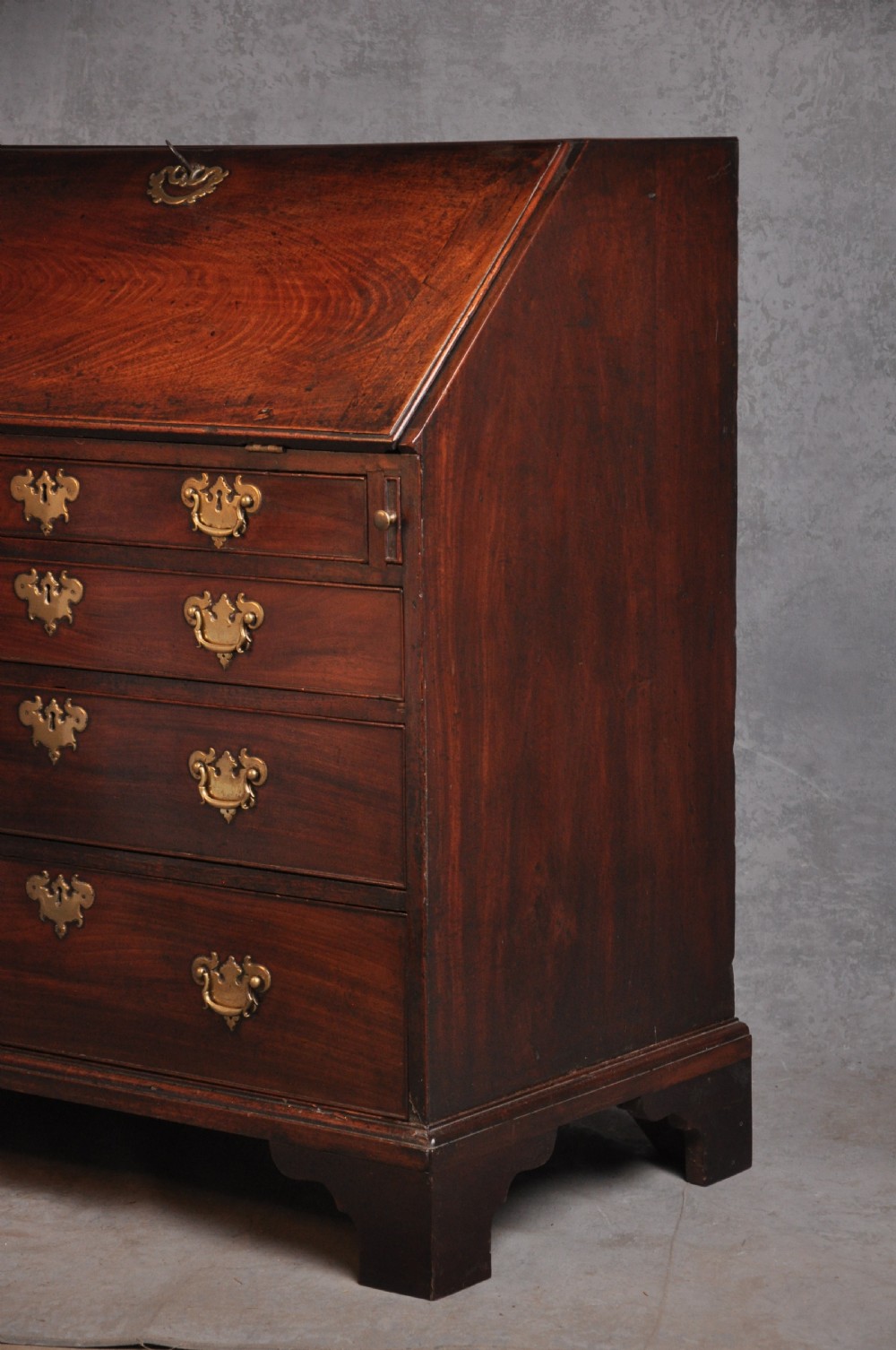 Fine 18th Century Mahogany Bureau View XII