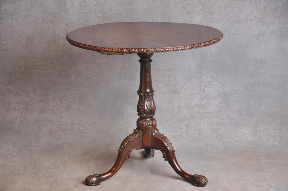 Fine 18th Century Mahogany Tripod Table