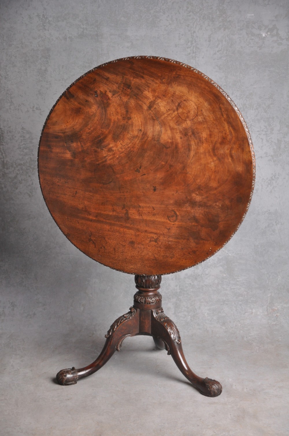Fine 18th Century Mahogany Tripod Table View II