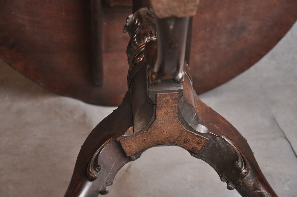 Fine 18th Century Mahogany Tripod Table View XII