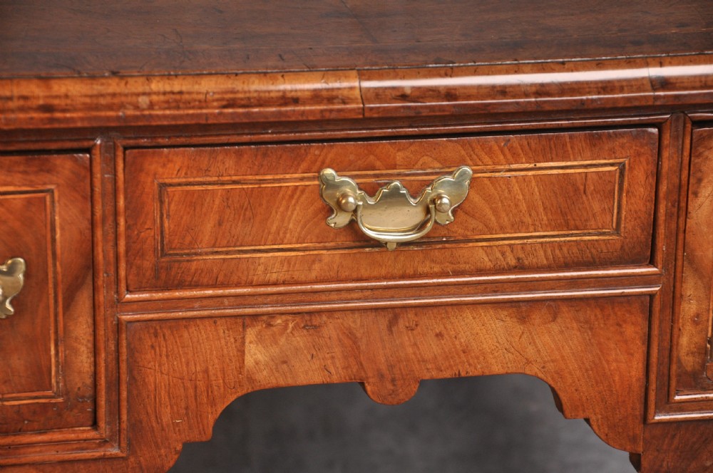 Fine Early 18th Century Walnut Lowboy View V