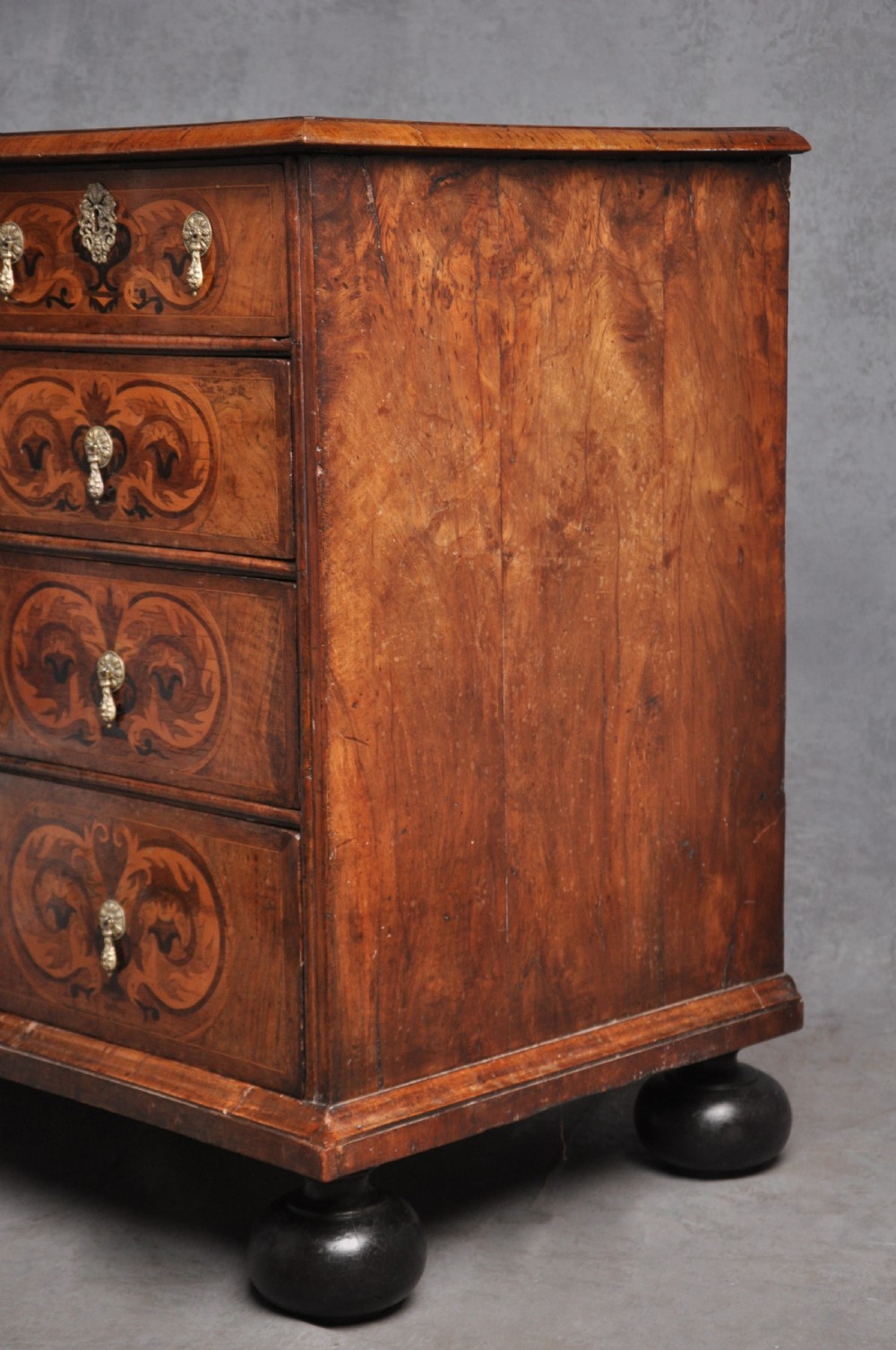 17th Century Marquetry Chest Of Drawers View VII
