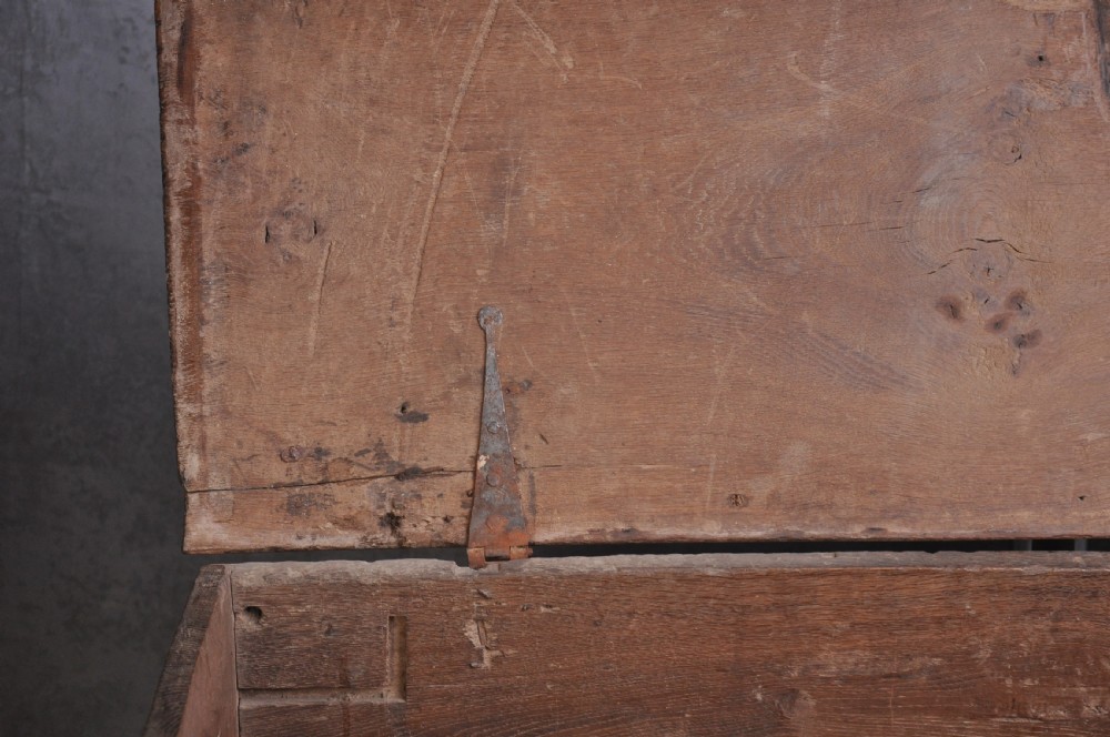  16th Century Oak Coffer View VII